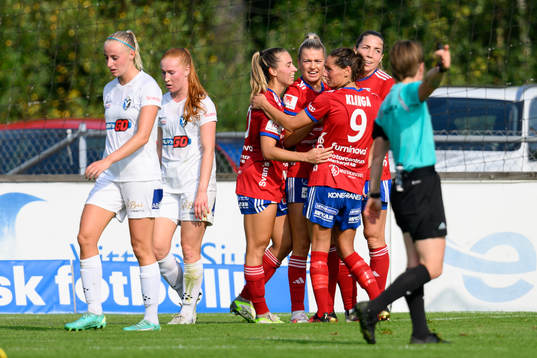 Vittsjös Charlotte Grant jublar