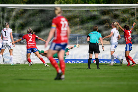 Vittsjös Charlotte Grant gör 1-0