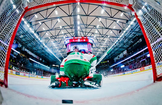 Örebros Robert Leino sätter