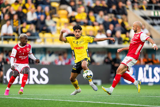 Kalmars Nahom Girmai Netabay och Robert Gojani