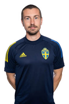 Erik Lundstedt, målvaktstränare, poserar för ett porträtt