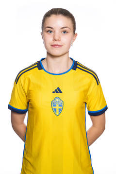 Emma Theorén poserar för ett porträtt
