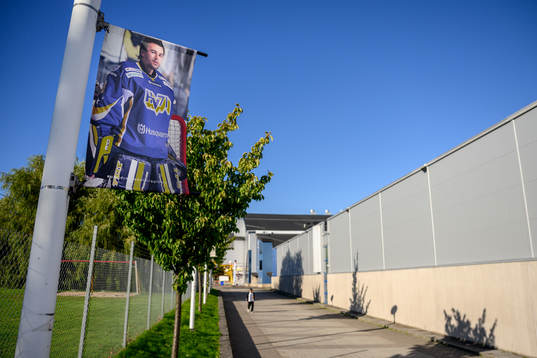 Stefan Livs gatan utanför Husqvarna Garden innan