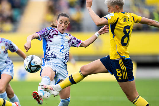 Ona Batlle of Spain and Lina Hurtig of Sweden