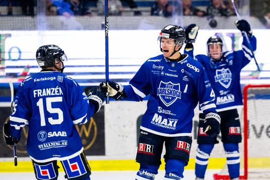 Karlskogas Alexander Leandersson jublar