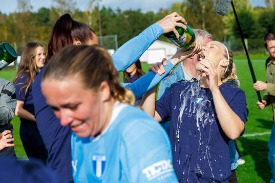Malmö FFs Madeleine Hejde jublar