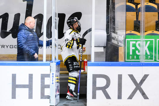 AIKs Felicia Levin utvisas