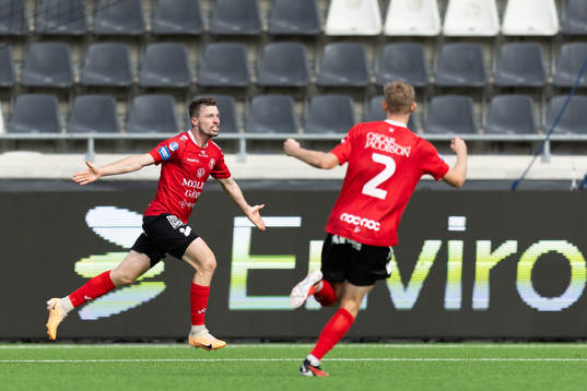 Trelleborgs Nicolas Mortensen jublar efter 2-3