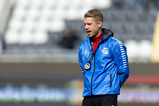 Utsiktens assisterande tränare Henrik Fridolvsson innan