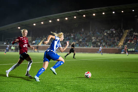 Örgrytes Ebba Abrahamsson och IFK Göteborgs Filippa Hopkins