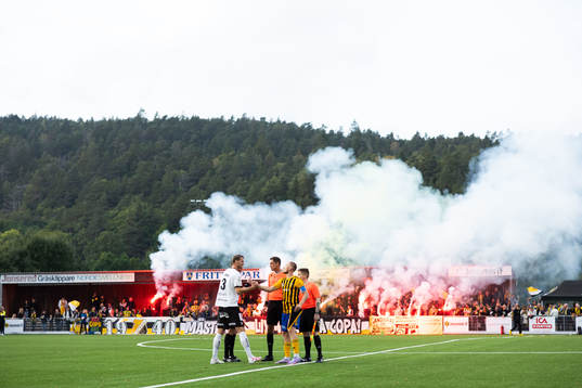 BK Häckens Johan Hammar och Jonsereds IFs Linus Tingstrand