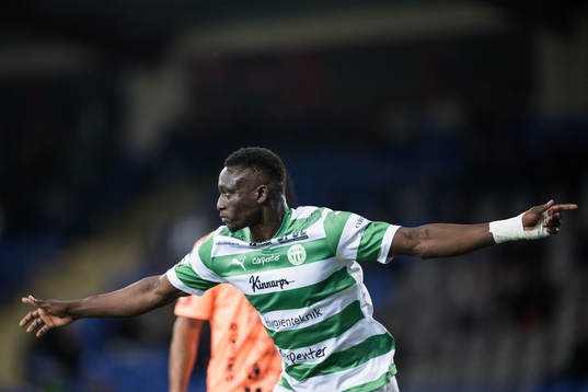 Västerås SKs Ibrahim Yalatif Diabaté jublar efter 0-1