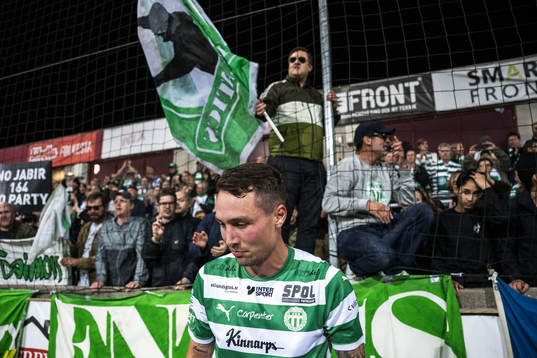 Västerås SKs Filip Tronet jublar