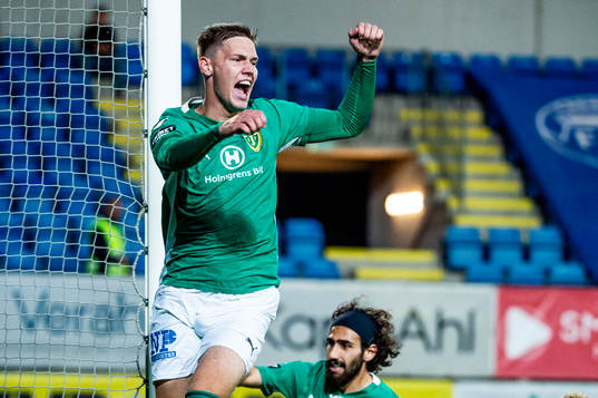 Jönköpings Södras Taylor Silverholt jublar efter 1-0