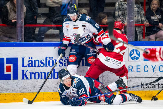 Halmstads Viktor Bernhardtz och Victor Gagic mot