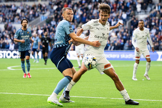 Djurgårdens Piotr Johansson och Halmstads Kazper Karlsson