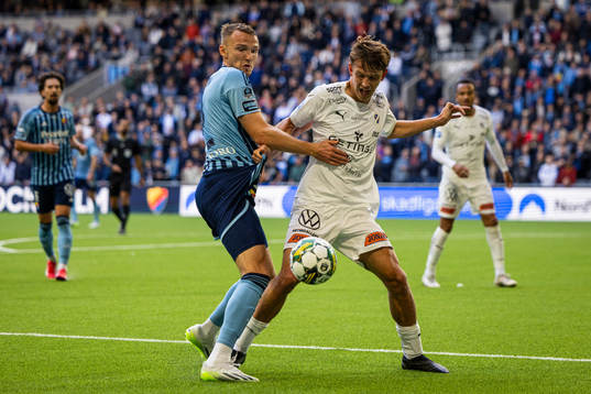 Djurgårdens Piotr Johansson och Halmstads Kazper Karlsson