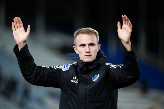 IFK Norrköpings Victor Stange Lind jublar