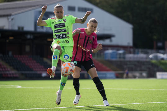 Kristianstads Emmi Alanen och Brommapojkarnas Sara Olai