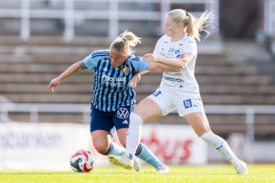 Djurgårdens Therese Åsland och Kalmars Nova Karlsson