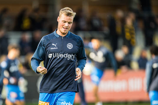 Värnamos Victor Eriksson värmer