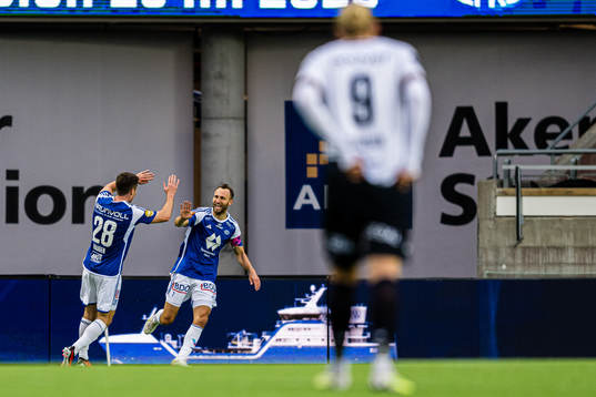 Magnus Wolff Eikrem of Molde celebrates after scoring the 4-0 goal