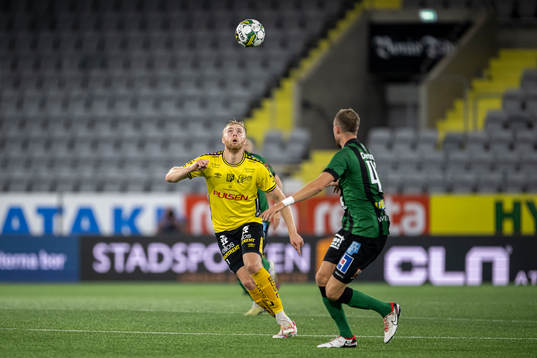 Elfsborgs Sveinn Guðjohnsen och Varbergs Hampus Zackrisson