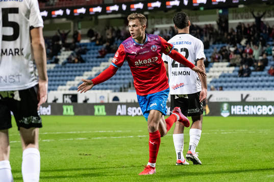 Helsingborgs Erik Ring jublar efter 2-0