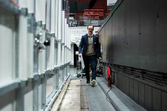 HV71s assisterande tränare Peter Hammarström