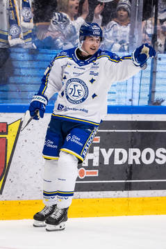 Leksands Olle Alsing jublar