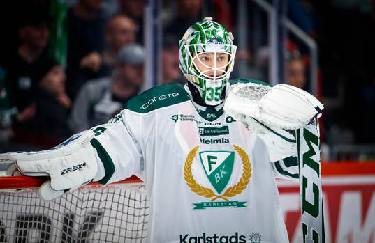 Färjestads målvakt Carl Lindbom