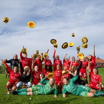 Elfsborgs spelare och ledare firar seriesegern