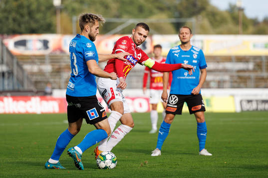 Bla gjennom flere bilder av Fotboll, Allsvenskan, Halmstad - Degerfors