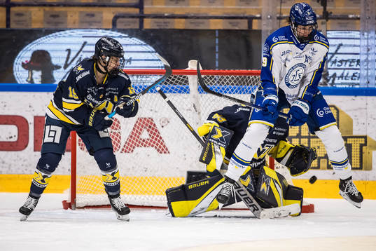 HV71s Klara Seroiszkova och Leksands Lore Baudrit