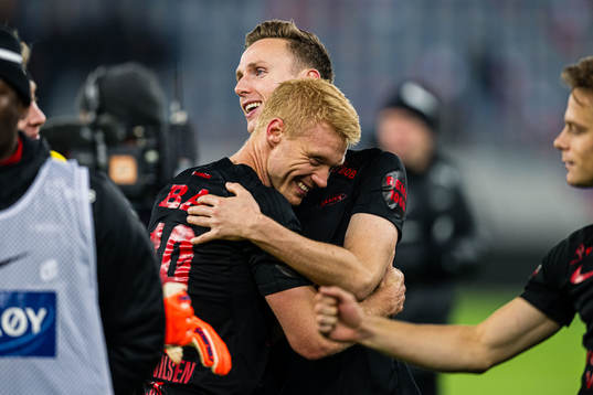 Joachim Soltvedt and Sivert Heltne Nilsen of Brann celebrates