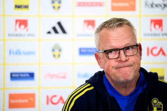 Bla gjennom flere bilder av Football, UEFA Euro Qualifier, Sweden, Press conference