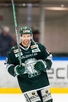 Tingsryds Joachim Nermark jublar