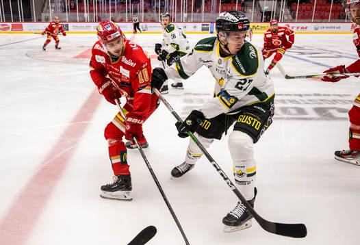 Kalmars Roni Allen och Östersunds Sebastian Benker