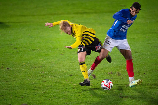 IFK Hässleholms Victor Holmberg i matchen i div. 2 mellan IFK Hässleholm och FBK Balkan i Hässleholm 13 oktober 2023.