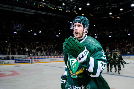 Färjestads Per Åslund jublar