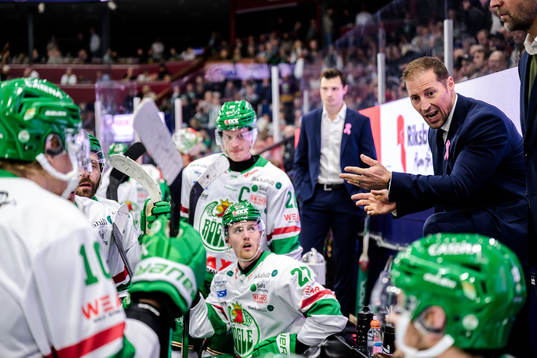 Rögles tränare Cam Abbott