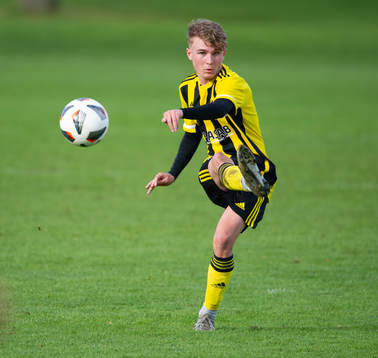 IFK Hässleholms Noah Flink i matchen i div. 1 för P17, region 1, mellan IFK Hässleholm och Landskrona BoIS i Hässleholm 14 oktober 2023.