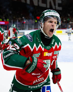 Frölundas Max Friberg jublar