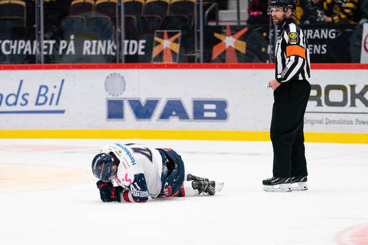 Linköpings Broc Little grinar illa