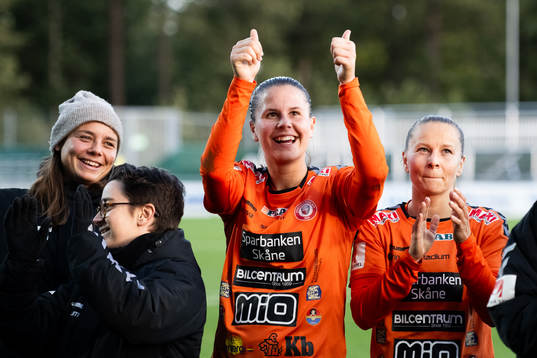 Kristianstads Josefin Harrysson jublar efter slutsignalen