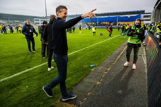 Eirik Bakke, head coach of Lillestrøm, celebrates