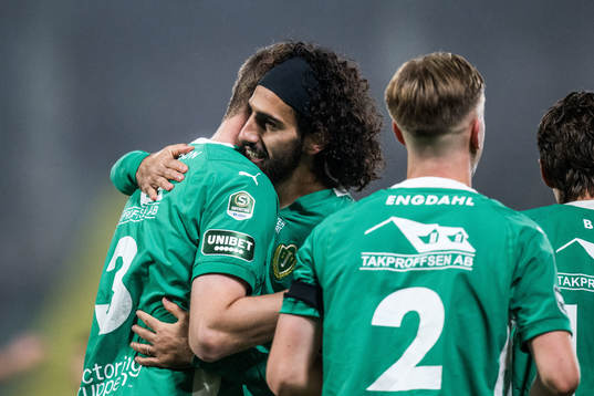 Jönköpings Södras Alexander Berntsson jublar med