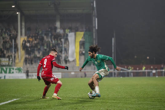 Skövde AIKs Isak Bjerkebo och Jönköpings Södras Hady