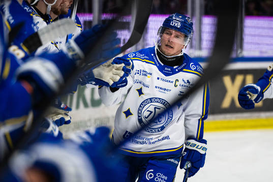 Leksands Patrik Zackrisson jublar
