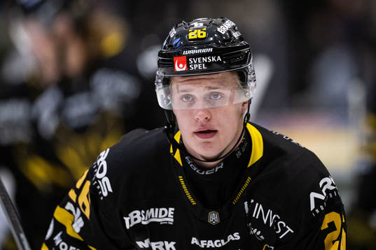 Västerås Elias Pettersson jublar